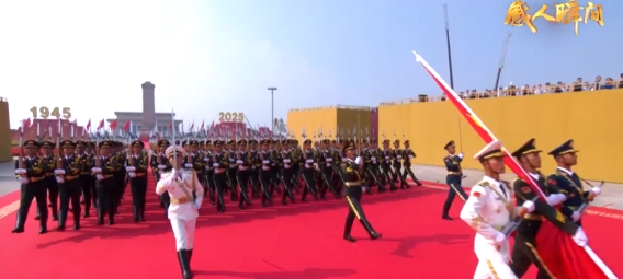 十一主题“感人瞬间”短视频——强国路上，必定有我