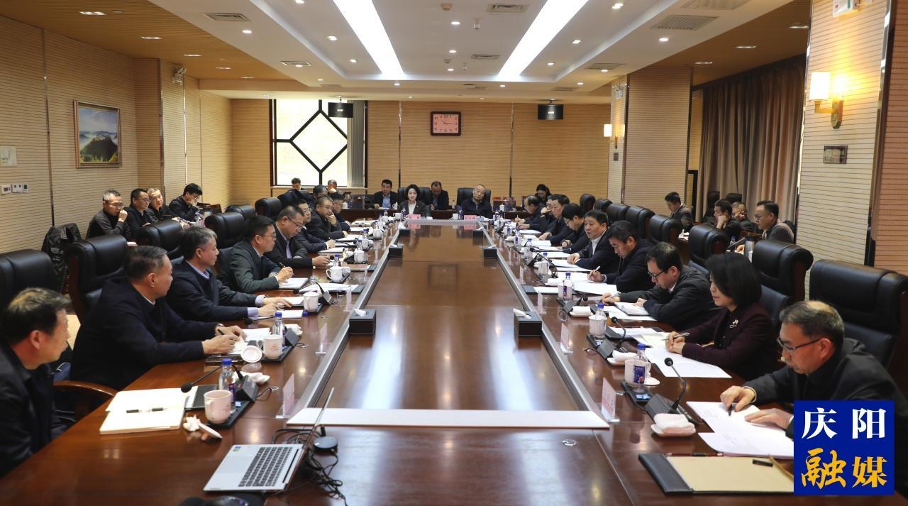 周继军带队赴长庆油田分公司对接工作