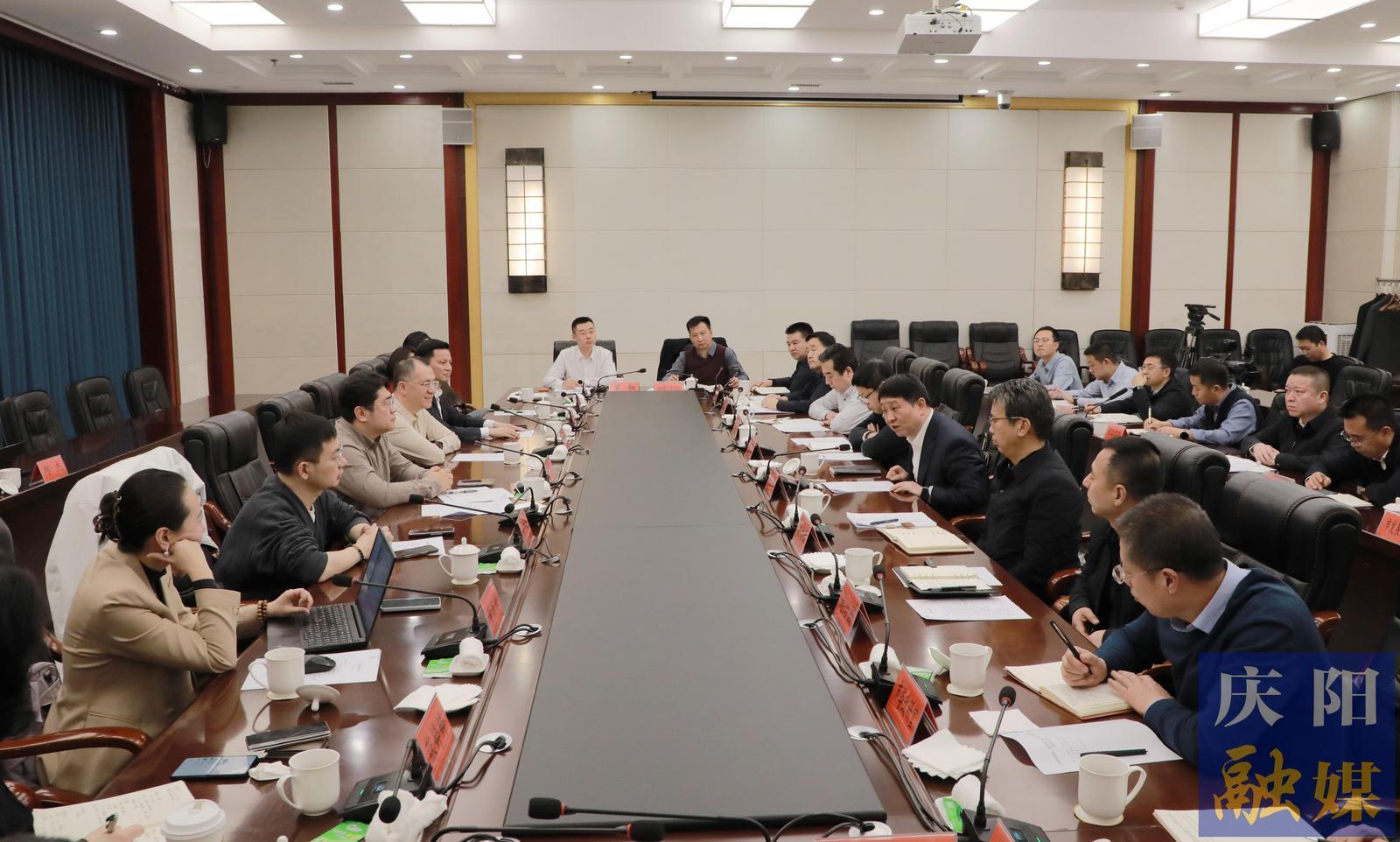 周继军与上海燧原科技有限公司及生态企业负责人座谈