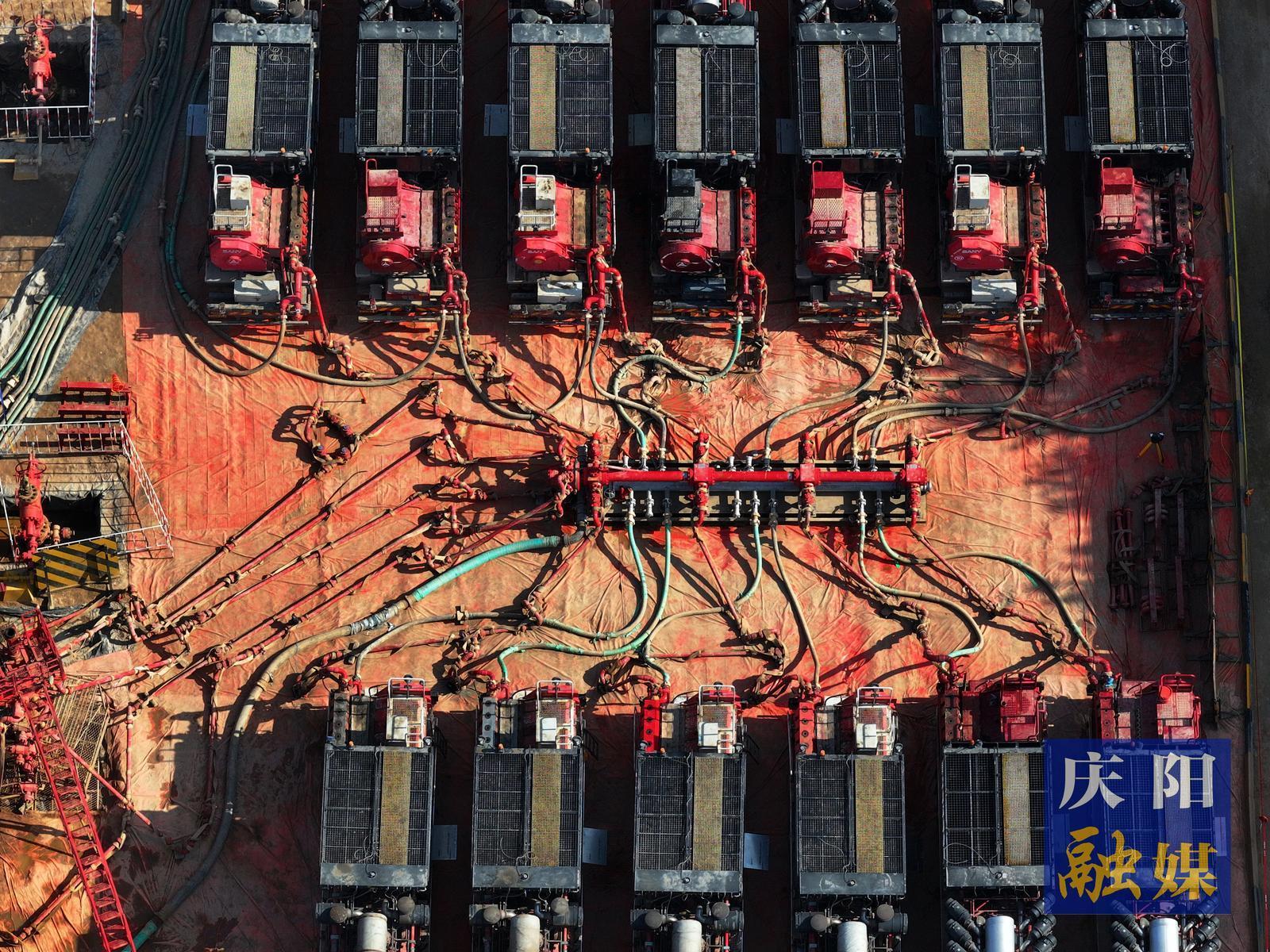 【摄影报道】庆阳华钻能源集团公司喜迎开门红 华H66平台压裂作业冲刺收官