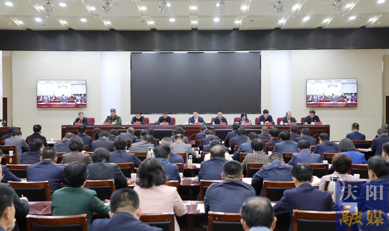 周继军在2025年度市管领导班子和领导干部考核讲评会议上强调 真正实现考核显优劣定上下出活力 确保有为者有位优秀者优先吃苦者吃香