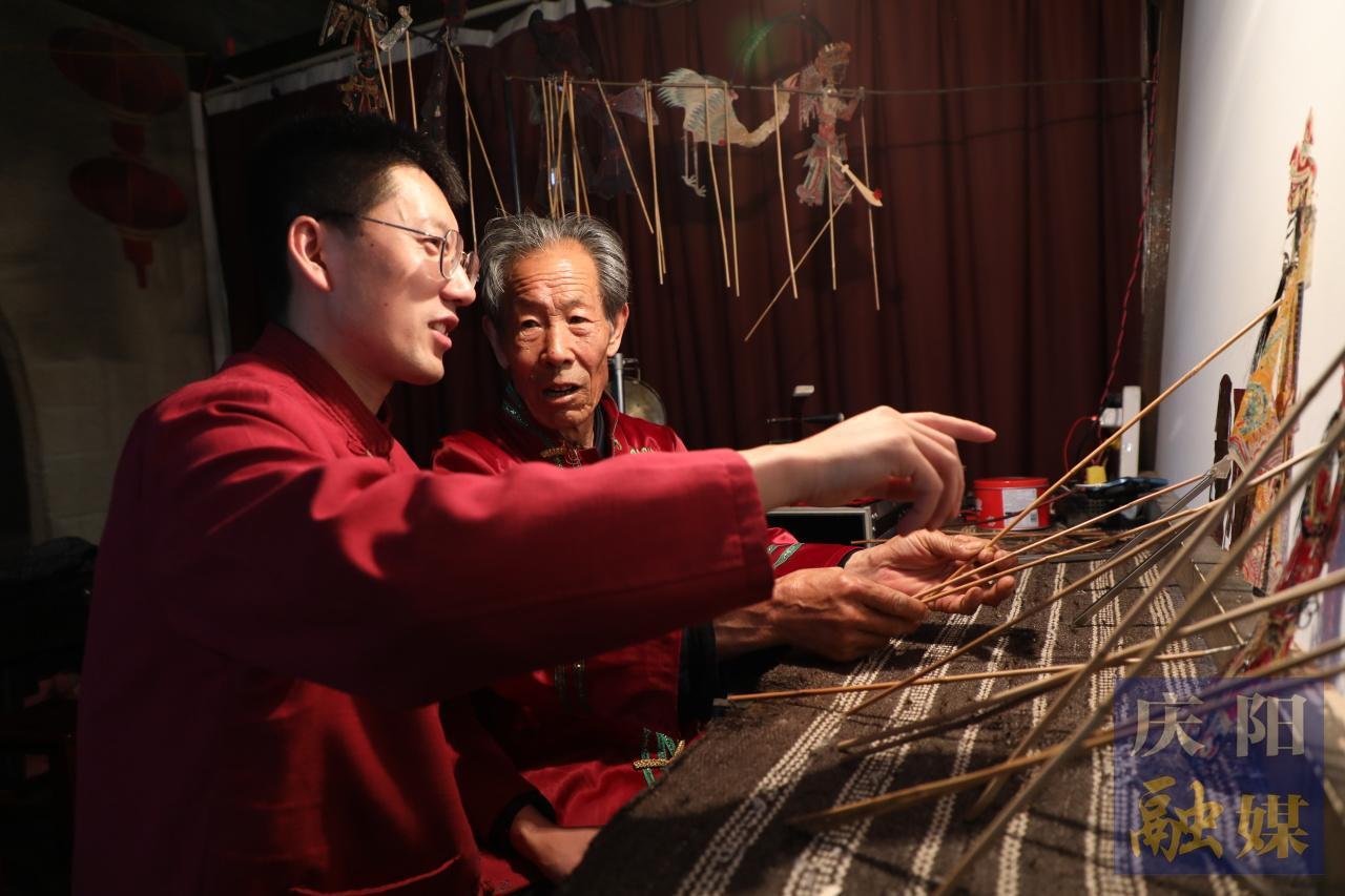 【第二十一届庆阳香包民俗文化节】光影千年跃陇原  环县道情皮影的守艺与新生